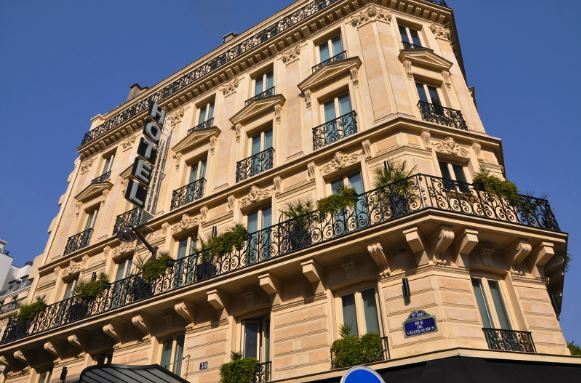 Отель 3* в 9 округе Парижа Chateaudun Opera