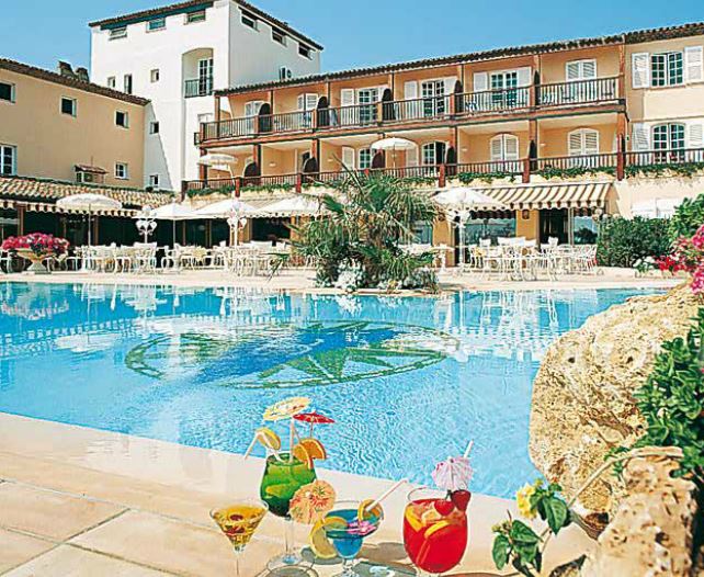 Отель 4* Giraglia в Порт Гримо на Лазурном Берегу Франции