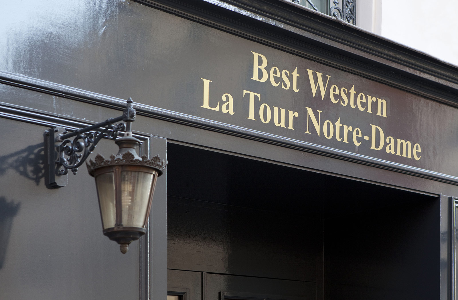 Отель 3* в 5 округе Парижа La Tour Notre Dame