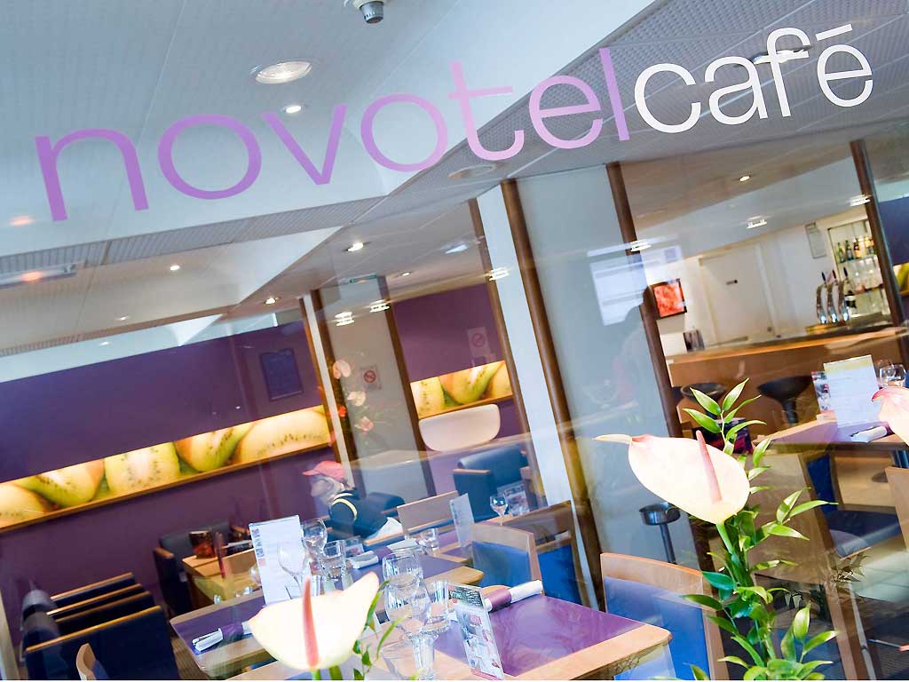 Отель 4* в Бордо Novotel Bordeaux Center